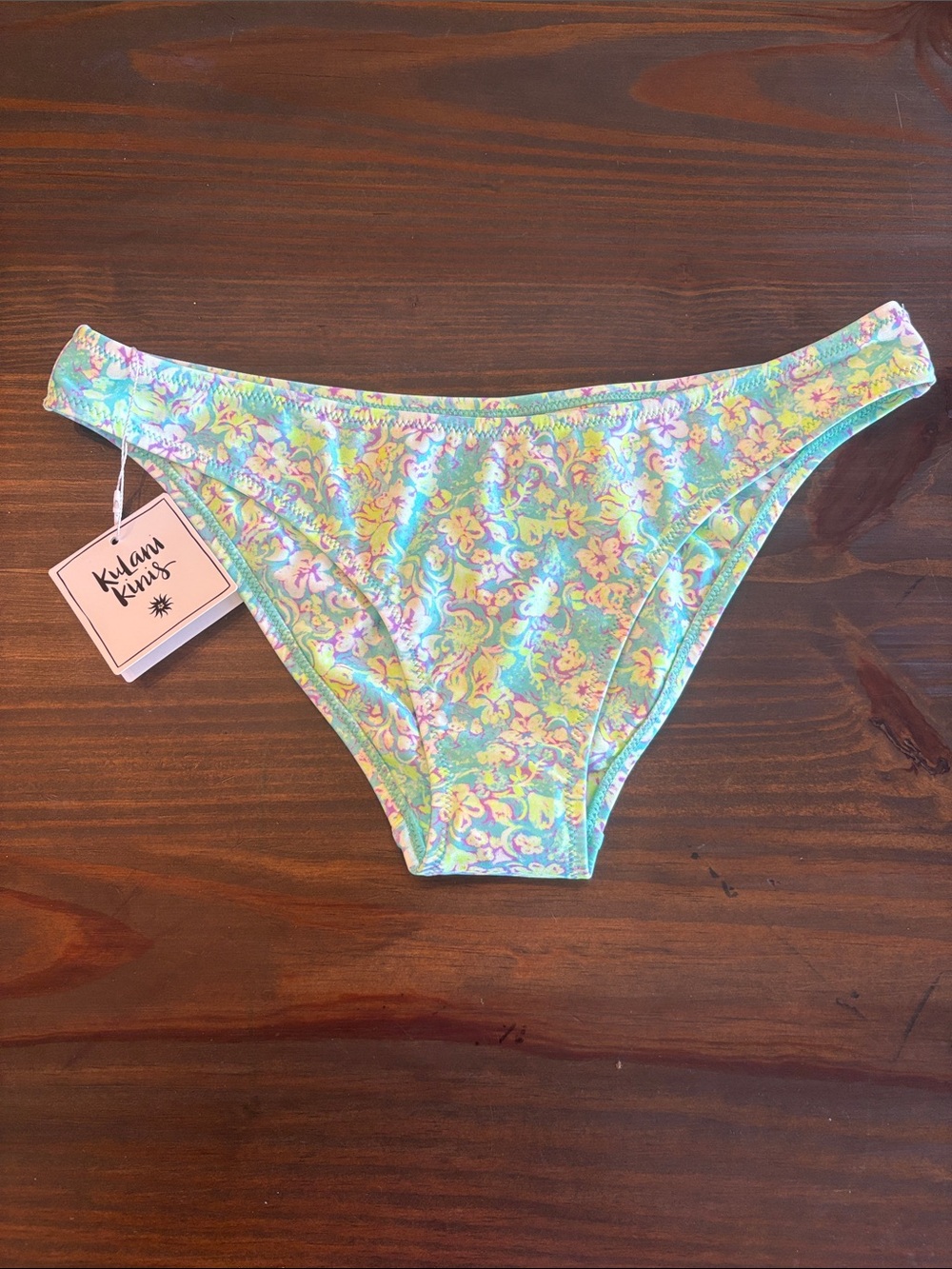 NWT Kulani Kinis bottom. Large.